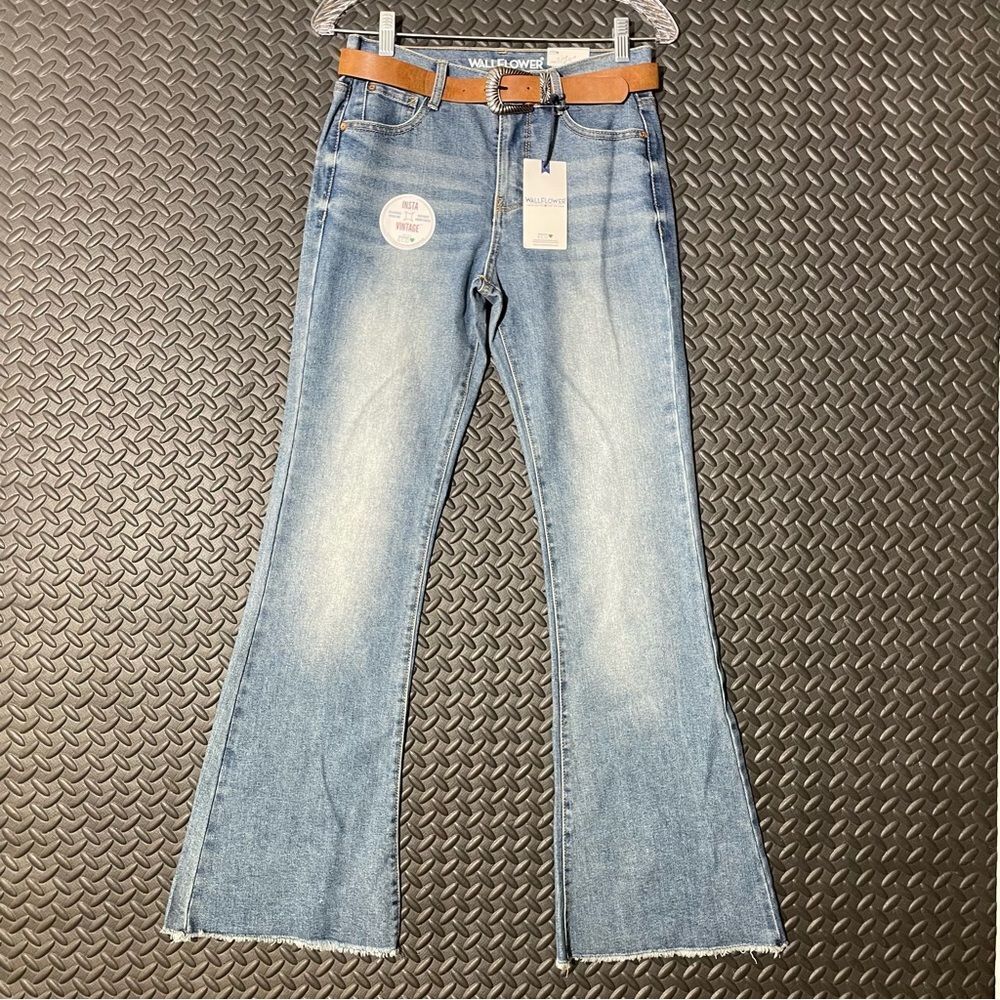 Wallflower VTG Inspired Super High Rise Regular Fit Western Flare Jeans Sz 1/25